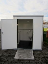 Toilettenwagen barrierefrei (2)